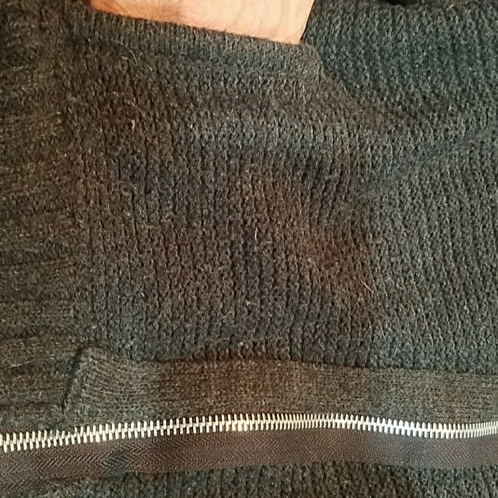 Funky Sweater - Picture 3 of 5